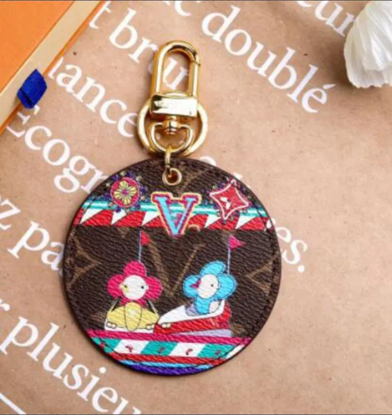 2023 luxury key New hot with original box of high quality men and women fashion key chain, luxury a variety of classic key chain