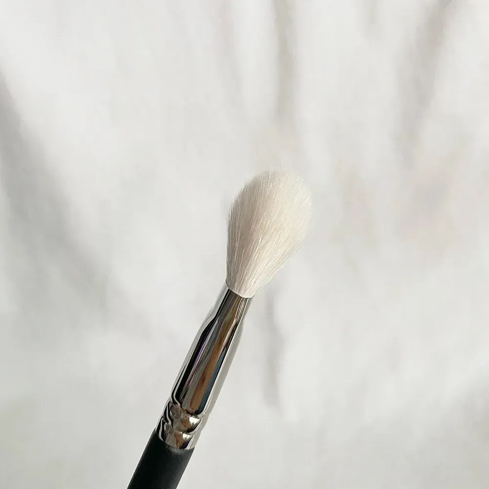 Makeup Brush Faerie Whispers Small Cheek Brush 133 - Soft Fluffy Natrual Goat Hair for Blush Hightlight Powder Cosmetic Brush