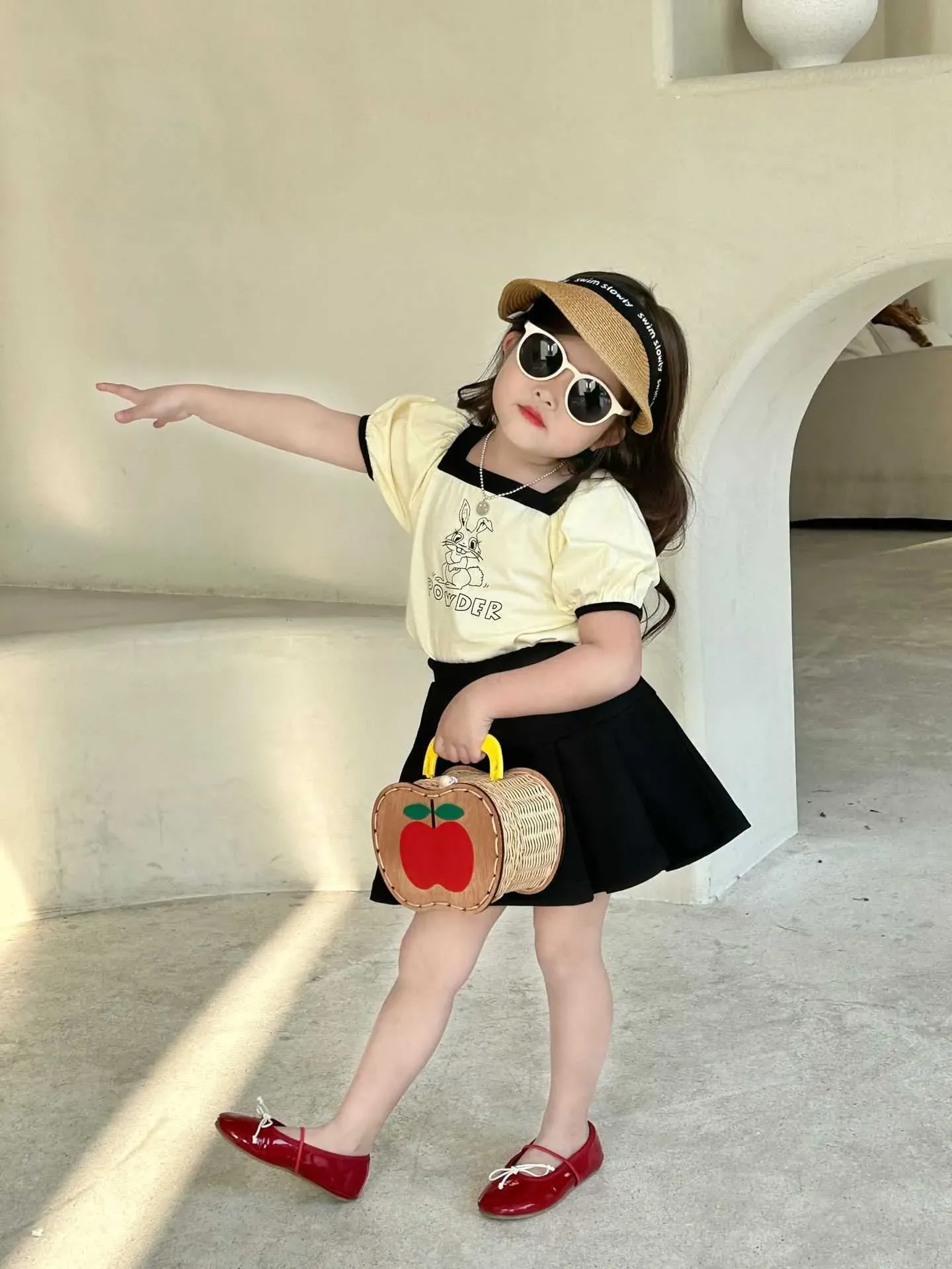 Clothing Sets 5399C Children Clothing Set 2023 Summer New Korean Girl's Suit Short-sleeved T-shirt+Skirt 2-9Y Kid's Two P AA230426