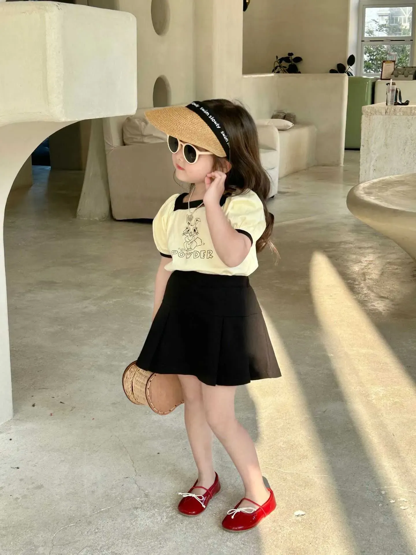 Clothing Sets 5399C Children Clothing Set 2023 Summer New Korean Girl's Suit Short-sleeved T-shirt+Skirt 2-9Y Kid's Two P AA230426