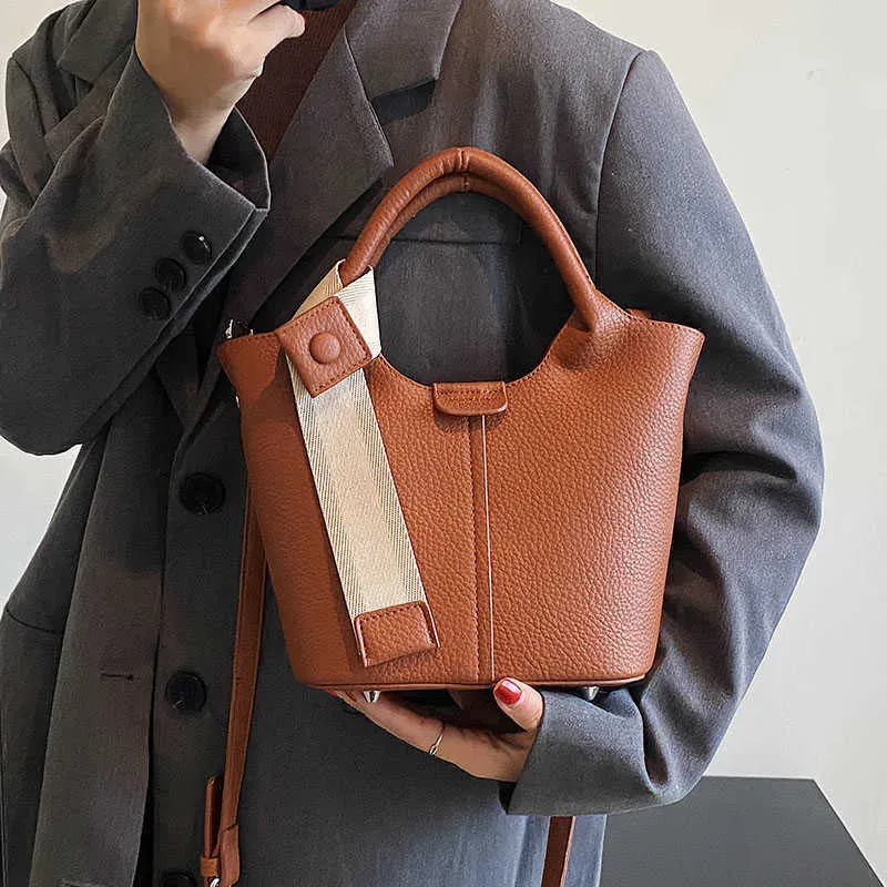 Totes Deluxe Brand Bucket Bag for Women High Quality PU Shoulder Bag Fashion Purses and Handbags Designer Crossbody Bag Cute Satchel