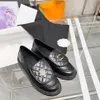 Sukienka Buty Mokasyna Modna skórzane buty swobodne buty Wysokiej jakości damskie Oxford Business Formalne buty metalowe klamra czarna platforma trampki pojedyncze buty