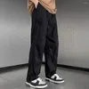 Herrenhose, Streetwear, weites Bein, mit mehreren Taschen, weicher, atmungsaktiver Stoff für lässigen Komfort, lockere Passform