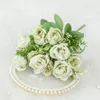 Dekorative Blumen Nordic 10 kleine Rosen in einem Blumenstrauß Künstliche Blume Retro Seidenrose Hortensie Pfingstrose Vintage Braut hält gefälschte H