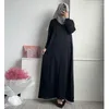 Abbigliamento etnico Malesia Donna con lacci Abaya Abito turco elegante tempestato di diamanti Abiti lunghi musulmani Dubai Abito islamico elegante e sottile