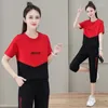 Frauen Zwei Stück Hosen Casual Anzug Sommer 2024 Koreanische Zeigen Schlank Crop Tops Und Wadenlangen 2 Set Mode capris Sportswear