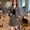 Robe de deux pièces automne vintage petite veste parfumée manteau femmes élégantes manteaux courts décontractés streetwear vêtements d'extérieur haut court et jupe trapèze costumes