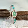 腕時計楕円形の時計シンプルな軽い豪華なレトロレトロレトロレディースファッションウォッチハイエンドクォーツレディースブレスレット時計ギフト