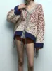 Kvinnors stickor avslappnad långärmad färgglada lapptäcke Cardigan Elegant V Neck Single Breasted Tassles Outercoats Autumn Winter High Streetwear
