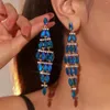 Boucles d'oreilles pendantes en strass pour femmes et filles scintillantes, Long lustre avec pompon léger
