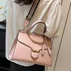 Borsa di alta moda di vendita calda borsa di alta moda casual e versatile borsa a tracolla con una spalla borsa da dea alla moda di grande capacità