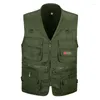 Gilets pour hommes 2024 Hommes Cargo Casual Multi-Poches Vestes sans manches Mâle Été Respirant Mens Mesh Vest Pographie Gilet 5XL