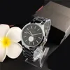 été printemps nouveaux hommes montre de mode Couple montre montre pour femme montre en alliage montre de luxe pour femme tempérament commerce montres 7 couleurs sans boîte