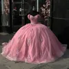 Pink Sweetheart Ball -klänning pärlstav från axeln quinceanera klänning prinsessor korsettklänningar applikationer spets tull vestidos de 15 anos