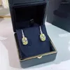 Ohrstecker London England Schmuck Hochwertiger 925er Splitter-Topas-Diamant für Frauen Charmantes Geschenk höher