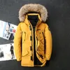 Mężczyźni Winter Duck Down Coats z kapturem futra kołnierz długi kurtki Wysokiej jakości męski na świeżym powietrzu WITROOF Strate Casual Winter Jackets 231229