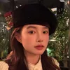 Berets Koreanische Version des schwarzen Samt-Strass-Baskenmütze Herbst und Winter Vielseitiger Retro-Sternanis-Kpop-Malerhut für Damen