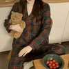 Damen-Nachtwäsche, koreanische Pyjamas, weiblicher Frühling und Herbst, karierte Pyjamas, Persönlichkeit, rotes Nachthemd, Revers-Breasted, lässig, locker, Heimkleidung