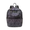 Skolväskor ryggsäck kvinnor 2024 Trend Geometric Diamond Fashion Luminous Color Change Large Capacity Travel Bag School Bagage