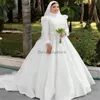 Robe de mariée islamique musulmane grande taille 2024 robe de bal à manches longues à paillettes robes de mariée d'église avec plume col haut jardin style campagnard Robe De Mariee Vestios Novia