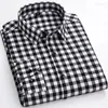 Chemises décontractées pour hommes Hommes Plaid à manches longues Slim Fit Chemise à rayures pour hommes à carreaux Poche avant Business Doux Confortable