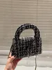 Sac à rabat en laine tricoté vintage pour femmes, sac à bandoulière avec boucle en métal, motif diamant, sac de styliste de 21CM