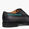 BERLUTI Chaussures habillées pour hommes Chaussures richelieu en cuir Berluti Chaussures pour hommes Cuir de veau équilibré Couleur unie Chaussures en cuir d'affaires pour hommes Chaussures Oxford en cuir Noir Gra HBIB