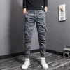Leichte Luxus-Herren-Camouflage-Jeans für den Outdoor-Sport, verschleißfeste Cargo-Hose im Harem-Stil, Armee-Fans, schmal geschnittene, trendige Freizeithose; 240102