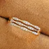 Кольца кластера Huitan, современный дизайн, женские три линии, полое кольцо, нежные женские аксессуары для пальцев, хорошее качество, обручальные кольца, ювелирные изделия