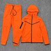 Fleece Mens Tracksuit Zipper Jackets and Sport Pants Set Designer Tech Woman Brodered Letter Tracksuits Jogger Cheap Loe