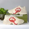 Lyxvarumärkesdesigner Rhyton Casual Shoes B22 Herr- och kvinnors sneakers för kvinnors skor Strawberry Wave Mouth Tiger Net Print Vintage Coach Women's Shoes