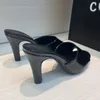 Lyxdesigner kvinnors tofflor Sandaler patentläder kvinnors godisfärgade höga klackar muller flip-flops med höga 9 cm kvinnors skor 35-41