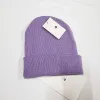 Designer Beanie Autumn Winter Solid Color Brimless Mens Dome Beanie Classic Warm Sports Ski Sticked Hat Fashion Street Hats 10 färger