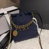 Designer Donna Mini Denim 22 Sacco per immondizia Modello Camelia Lettere dorate Hardware in metallo Catena Matelasse con ciondolo a forma di moneta Tracolla lunga Borsa a tracolla da 23 cm