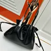 2024 New Shoulder Bag Crossbody Bag Fashion Bucket Bag Temperament Fashion Women Handbag High Quality Black Shopping Bag Portable For Work