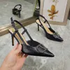 Nouveau luxe Vlogo Signature Page Leater Slingback Pompe 80 mm Slim High Talon Coubelle Sangle High Heel Chaussures Pointed Wedding Party Evening Designer Chaussures Taille 35-42