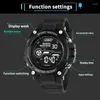 Montres-bracelets Digital Outdoor Man Montres Étanche Fashion Block Lumineux Chronographe Casual Sports LED Affichage Hommes Militaire Montre-Bracelet