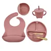 Ensemble de vaisselle pour enfants Ensemble de vaisselle en silicone pour bébé 6/8 pièces Ventouses Fourchettes Cuillères Bavoirs Pailles Tasses Fournitures pour mère et bébé 231229