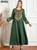 Vêtements ethniques Printemps Automne Indie Folk Broderie Robe Femmes Musulmanes Longue Arabe Saoudienne Robe Fête Même