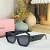 Miumius lunettes de soleil mode dame lunettes de soleil de créateur hommes femmes classique luxe lunettes extérieur plage noir or lunettes de soleil