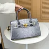 16% de descuento en bolso de diseñador Industria pesada Bolsos de mano personalizados de gran capacidad Viajero de moda Bolso de mujer con hombro oblicuo a horcajadas