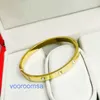 Joyería versátil de moda, bonita, bonita, pulsera para neumáticos de coche, joyería Live Studio llena de diamantes, mano premium con caja original