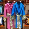 Mujeres Bathrobe Sleep Unisex Man Cotton Sleepwear Noche de alta calidad diseñadora de marca Robe Eleger Ocho colores M XL Loe barato