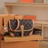 Fashione Retro Style Контрастный цвет Mailman Bag Универсальная женская сумка через плечо на одно плечо