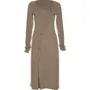 Sukienki zwykłe Temperament Zimna dzianina w stylu vintage dla kobiet design sens Slim Slit Baza midi spódnica