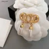 Boucles d'oreilles à breloques, bague de mariée, boucles d'oreilles de créateur pour femme, amoureux de fiançailles, bijoux de mariage, marque, clous de perles, janvier 02