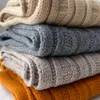 Scarves 2024 Winter Thick Warm 4 Colors Knitted Cashmere Scarf High-quality Soft Long Wraps Shawl Designer Fashion Muffler Blanket