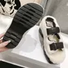 Nieuwe damessandalen wintersandalen bont sandaal strandsandalen vintage sandalen Koeienhuid leren sandalen Wollen voering platformsandalen bovenwerk met merklogo Antislipzool