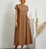 Casual klänningar 2024 Hösten stor storlek bomullslinne Kvinnaklänning Vit O-halsfickor Löst kvinnliga eleganta damkläder
