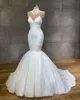 2024 Graziosa sirena in rilievo abito da sposa in pizzo senza spalline scollo a V abiti da sposa Sweep Train Tulle applicato tromba Abiti da sposa